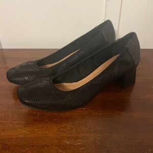 cp jean black snakeskin block heel shoes size 8.5